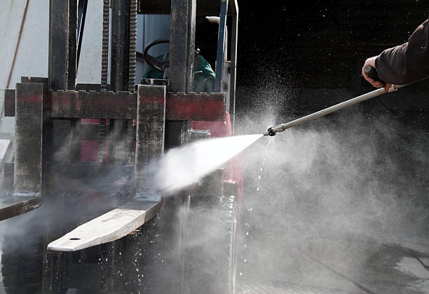 Best Sidewalk Pressure Washing  in Sundance, WY